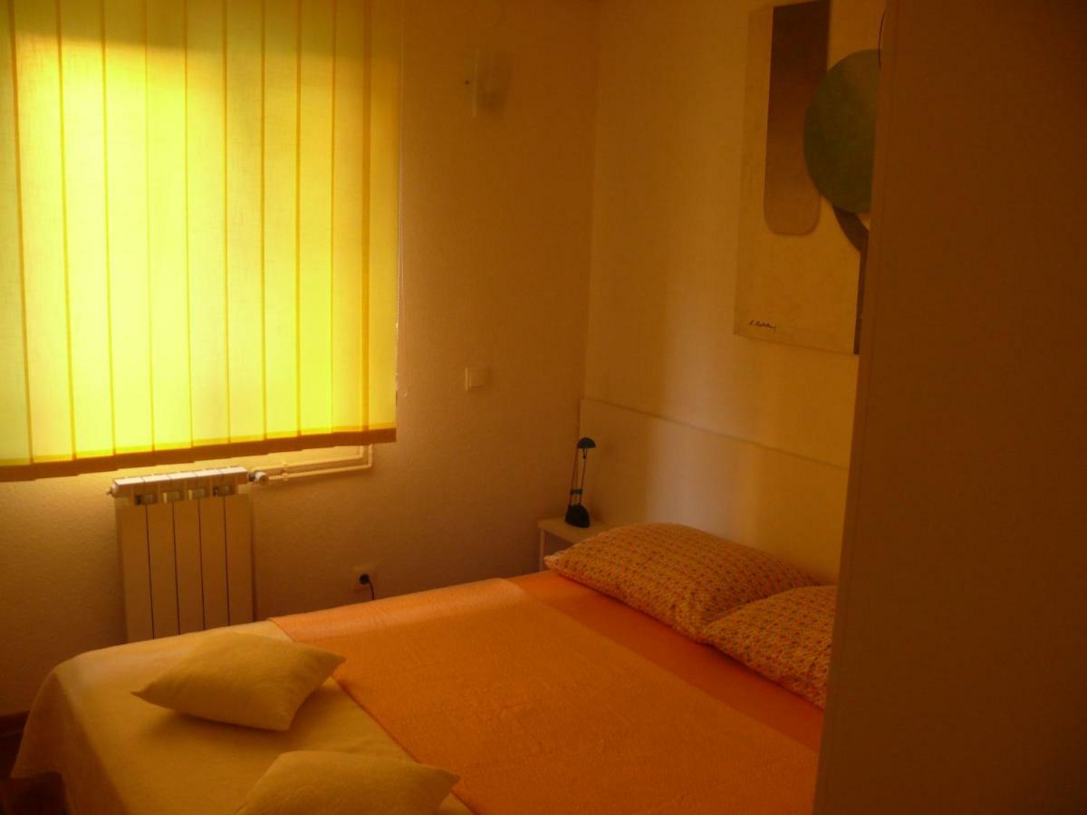 Apartment Branimir Omišalj Kültér fotó